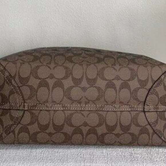 NWT! Coach City Tote Halloween Horse And Carriage Bag Purse - Picture 10 of 10